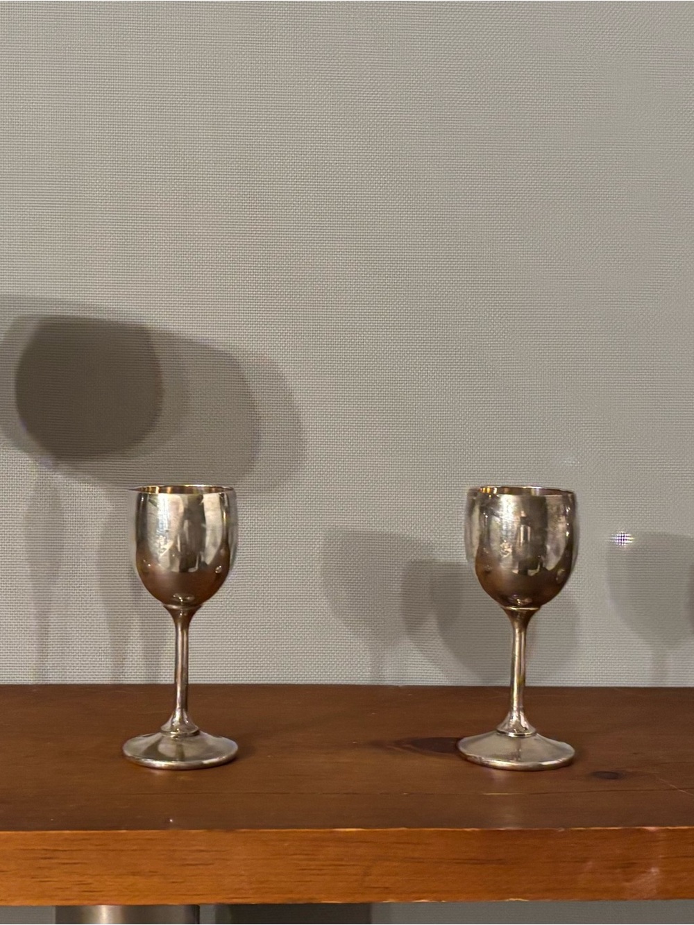 Lot de 4 verres à pied vintage en métal argenté (Birks & Viking)
